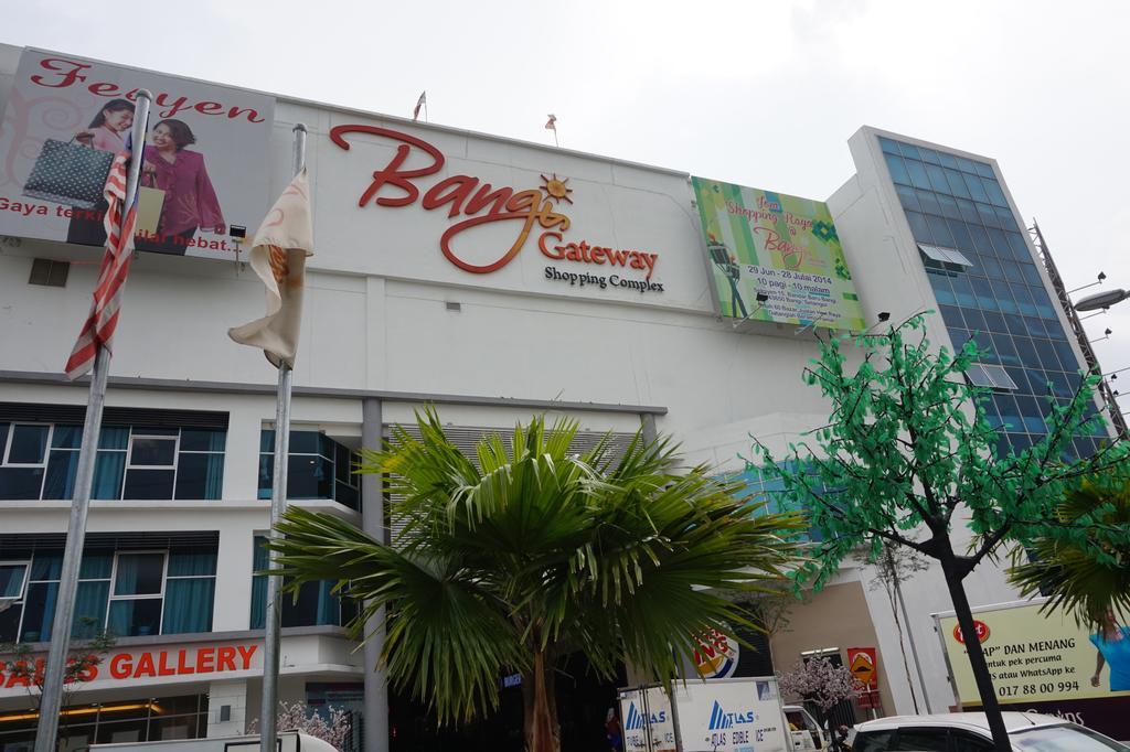Bangi Gateway Hotel Exterior photo