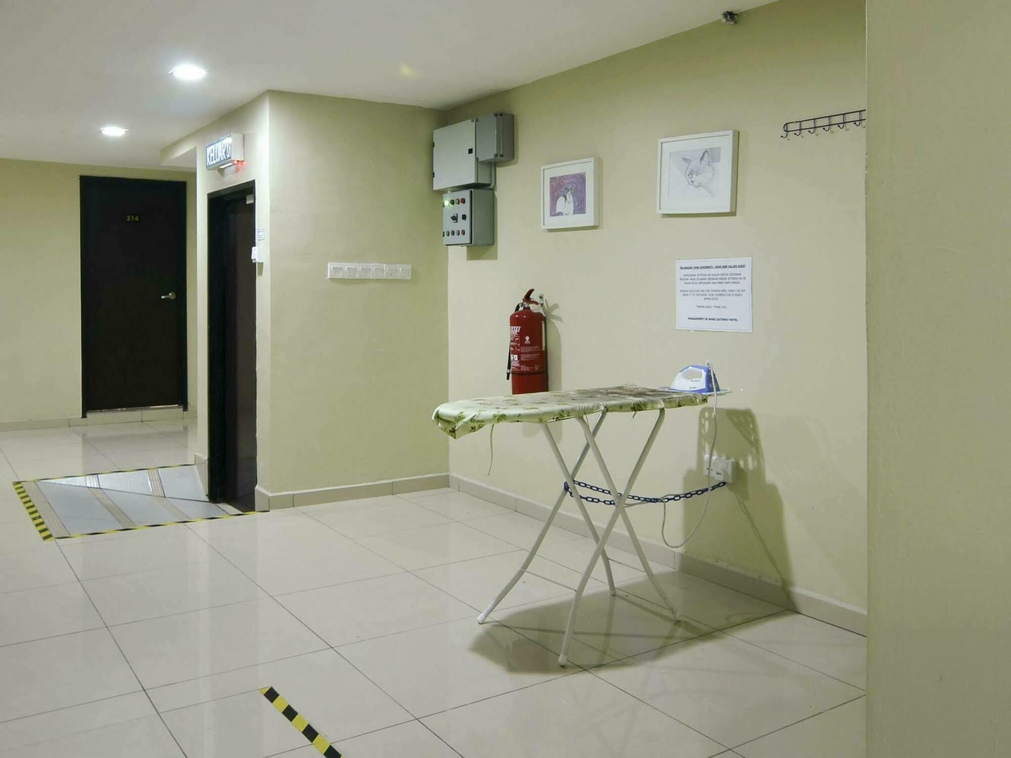 Bangi Gateway Hotel Exterior photo
